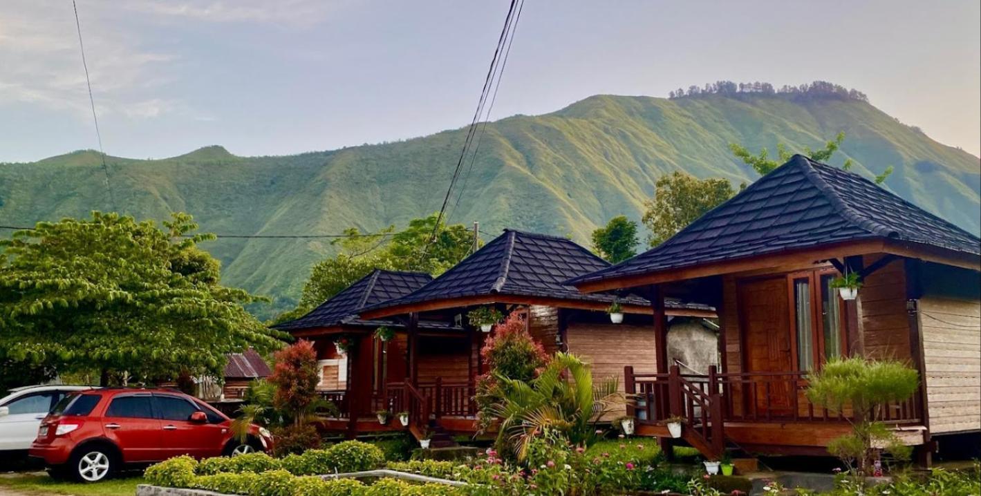 Puncak Rinjani Lodge Сембалун Лауанг Екстериор снимка
