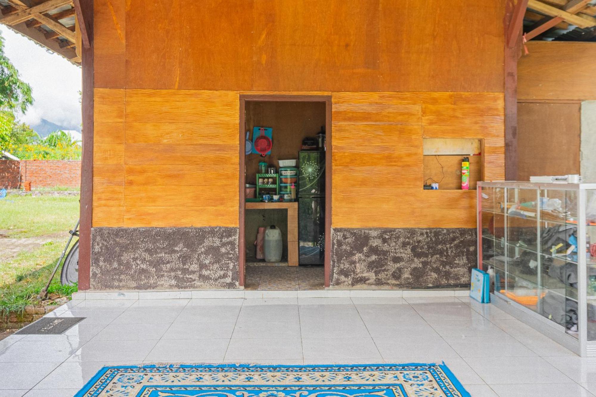 Puncak Rinjani Lodge Сембалун Лауанг Екстериор снимка